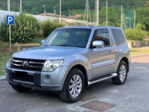 Navigatie Mitsubishi Pajero ( 2006 - 2018 )